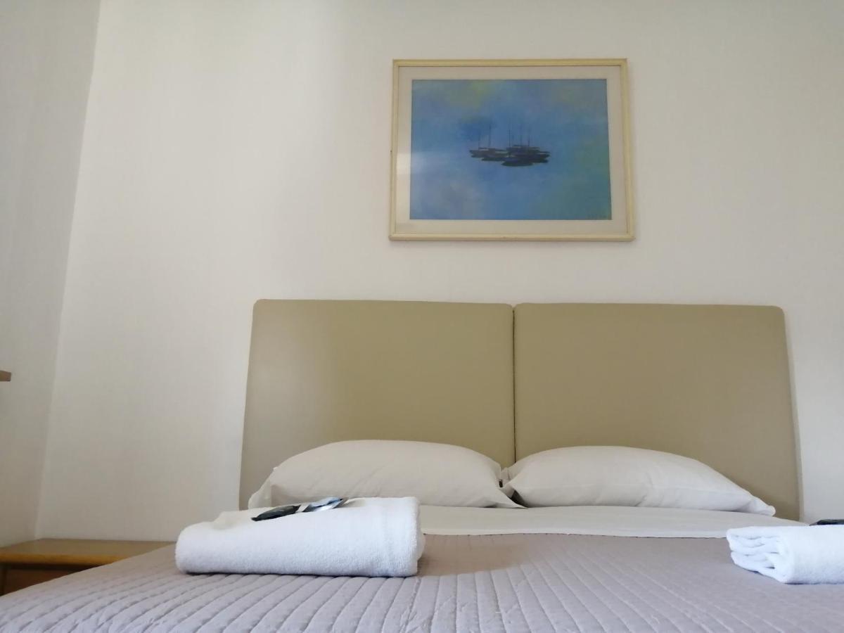 Bed and Breakfast Bellaria Voghera Exterior foto