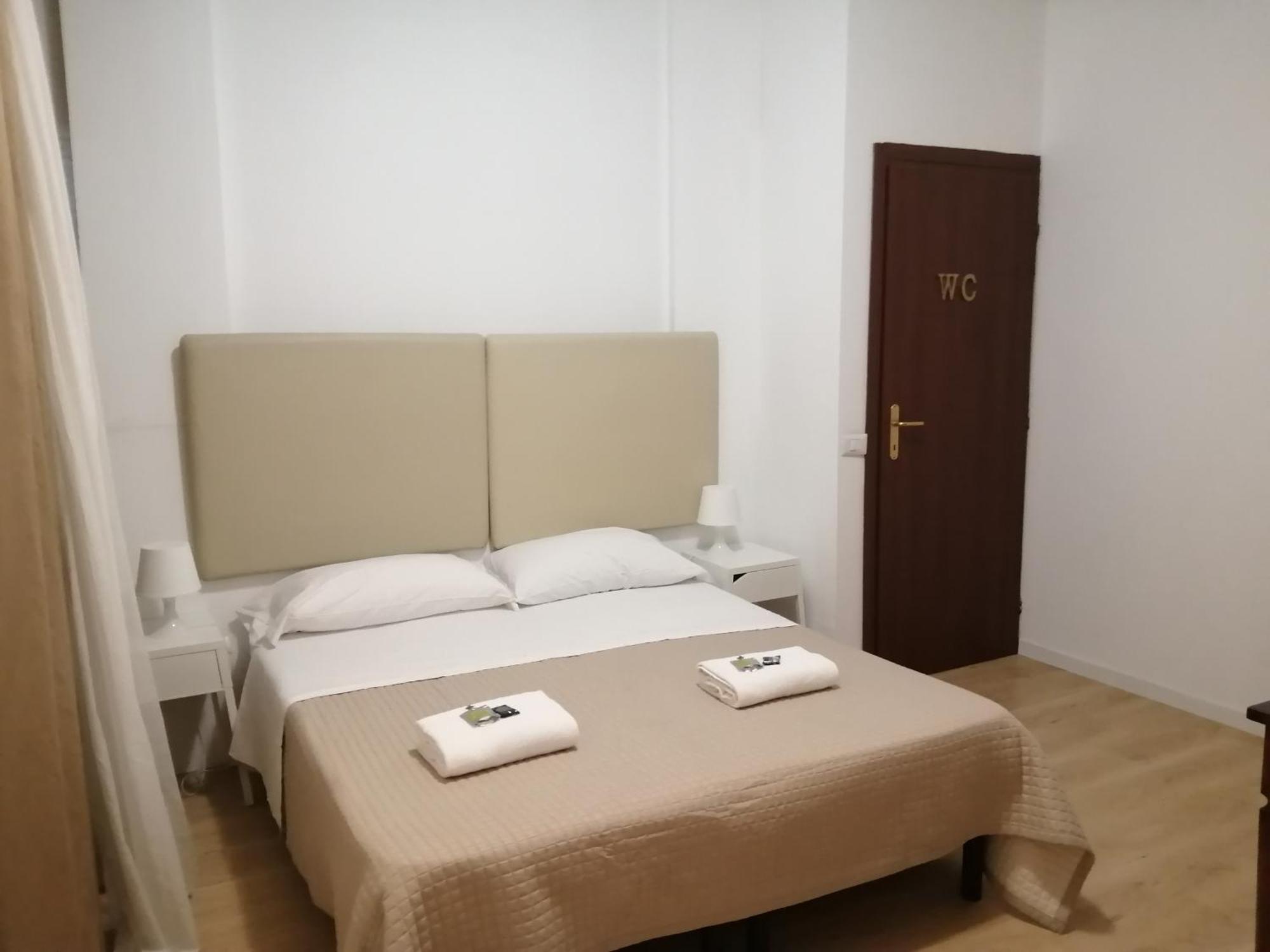 Bed and Breakfast Bellaria Voghera Habitación foto
